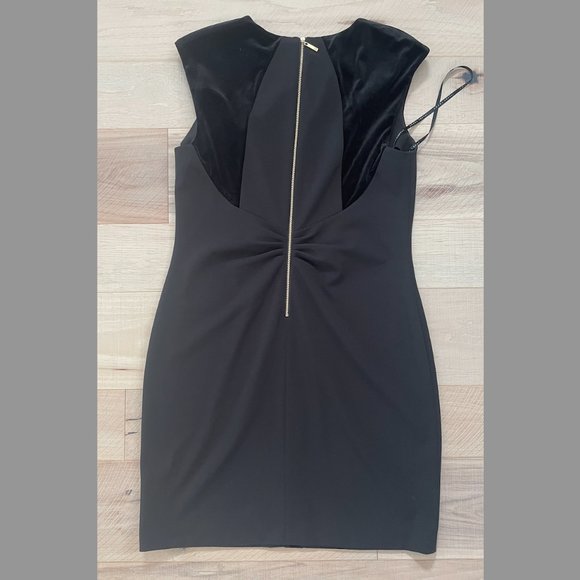 Ivanka Trump black cocktail dress - Picture 2 of 2